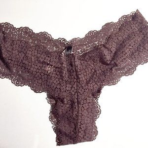 Victoria's Secret Very Sexy Cheeky Lace Panties XL